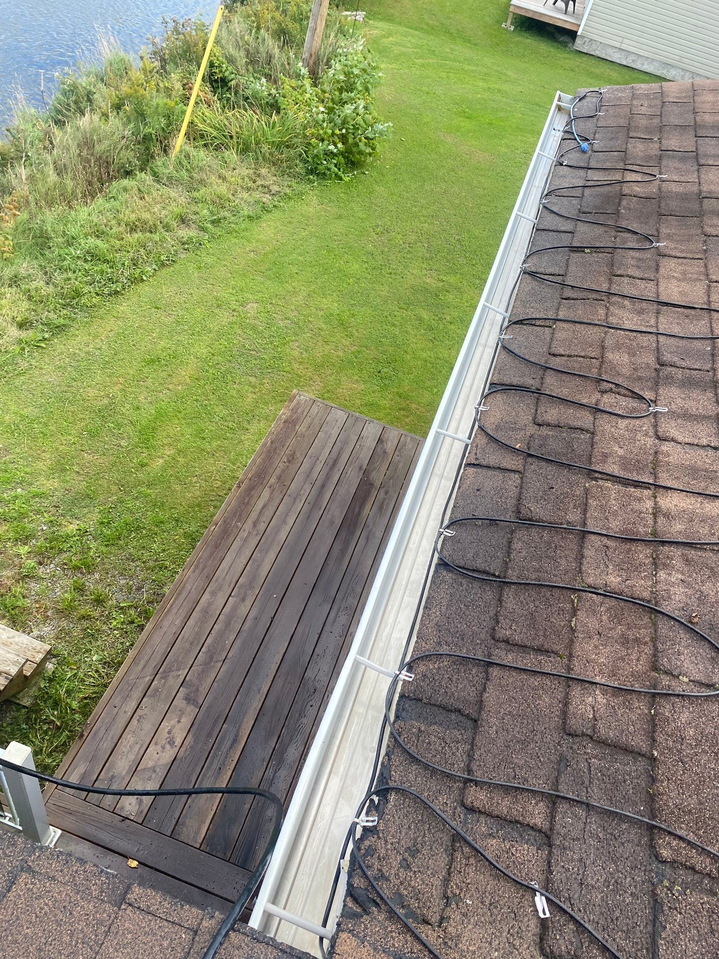 Gutter cleaning: GET A QUOTE NOW