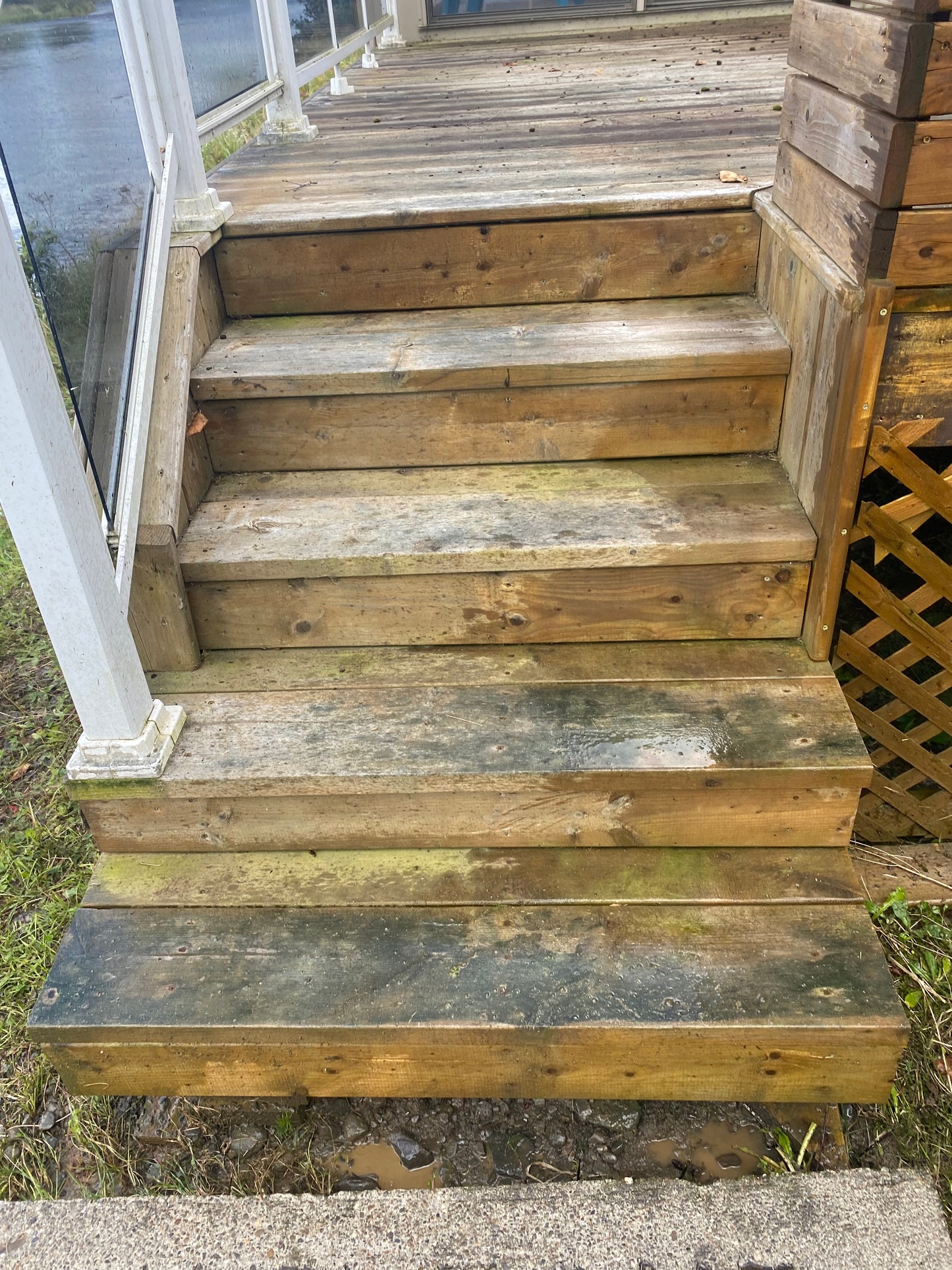Pressure washing: Deck GET A QUOTE NOW